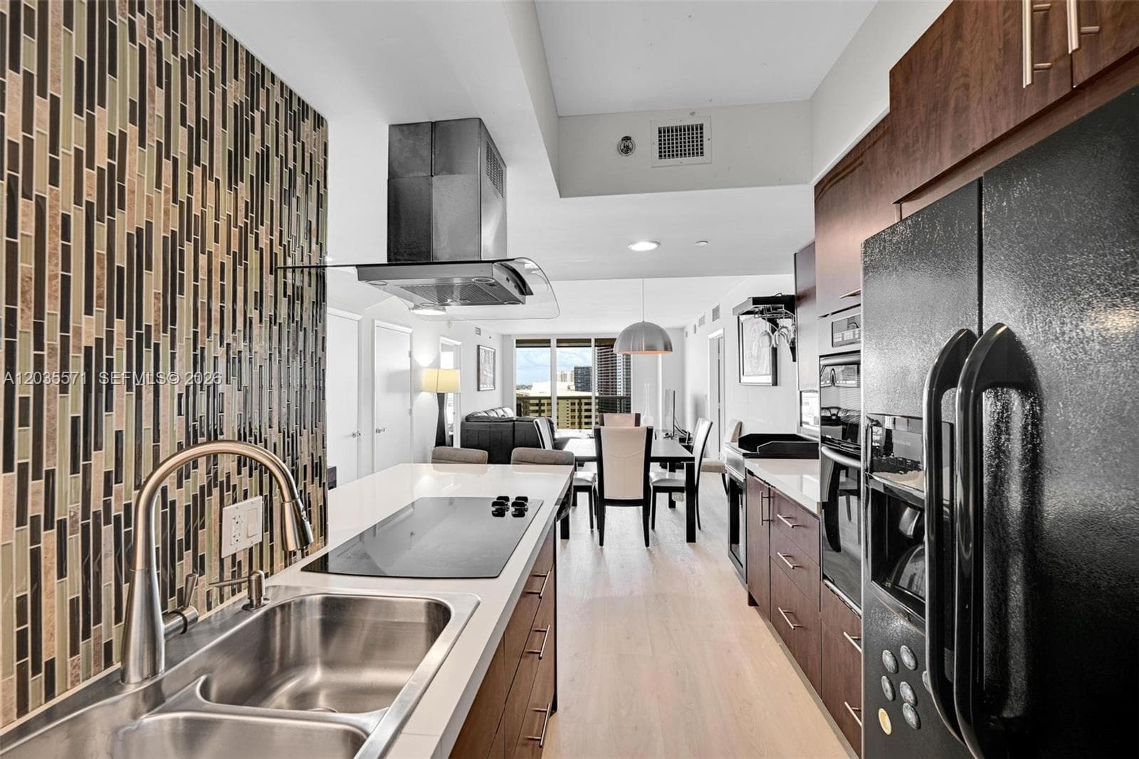 BEACH CLUB CONDO · #1907 in Hallandale Beach - Photo 3