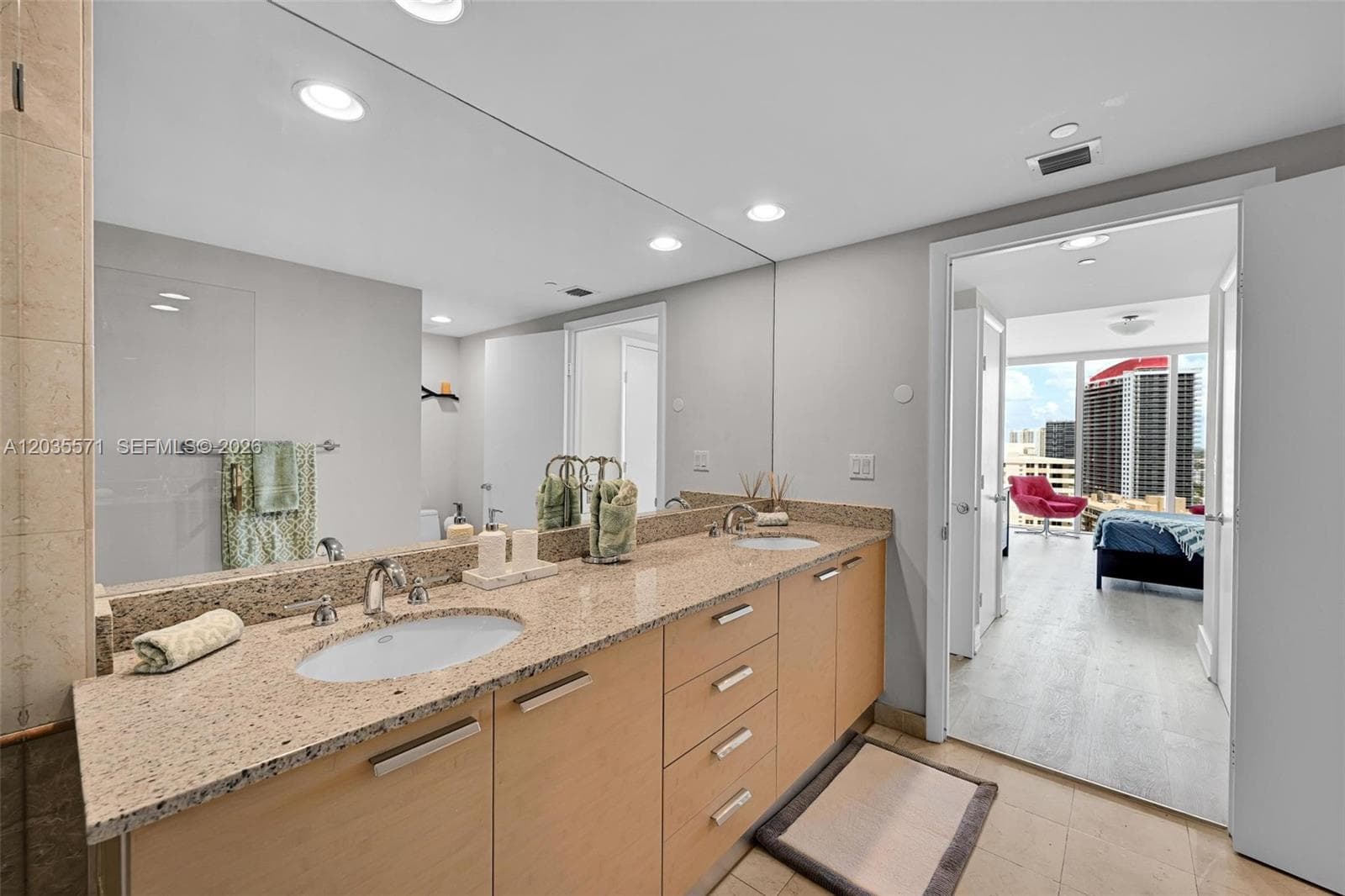 BEACH CLUB CONDO · #1907 in Hallandale Beach - Photo 21