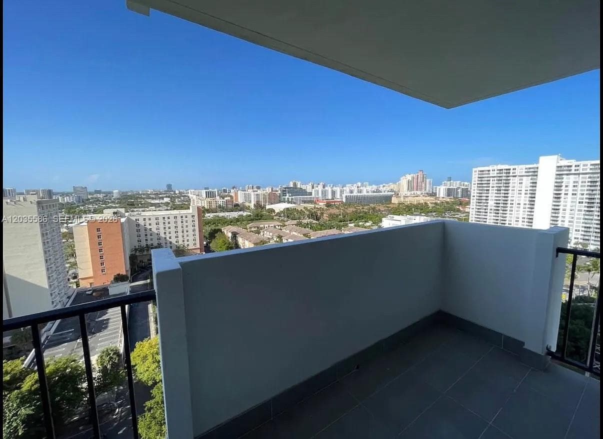 COMMODORE PLAZA CONDO · #1705 in Aventura - Photo 16