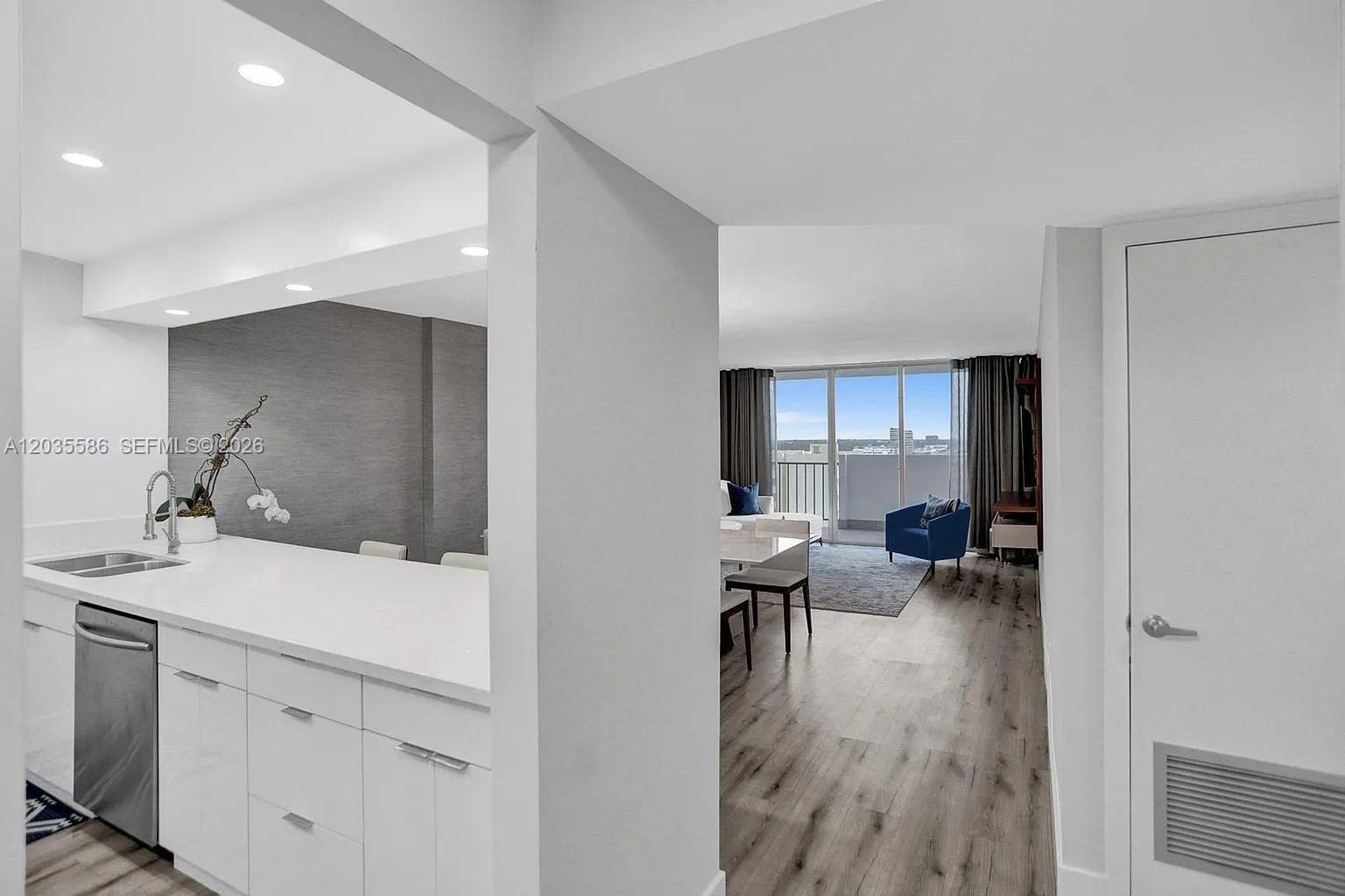 COMMODORE PLAZA CONDO · #1705 in Aventura - Photo 8