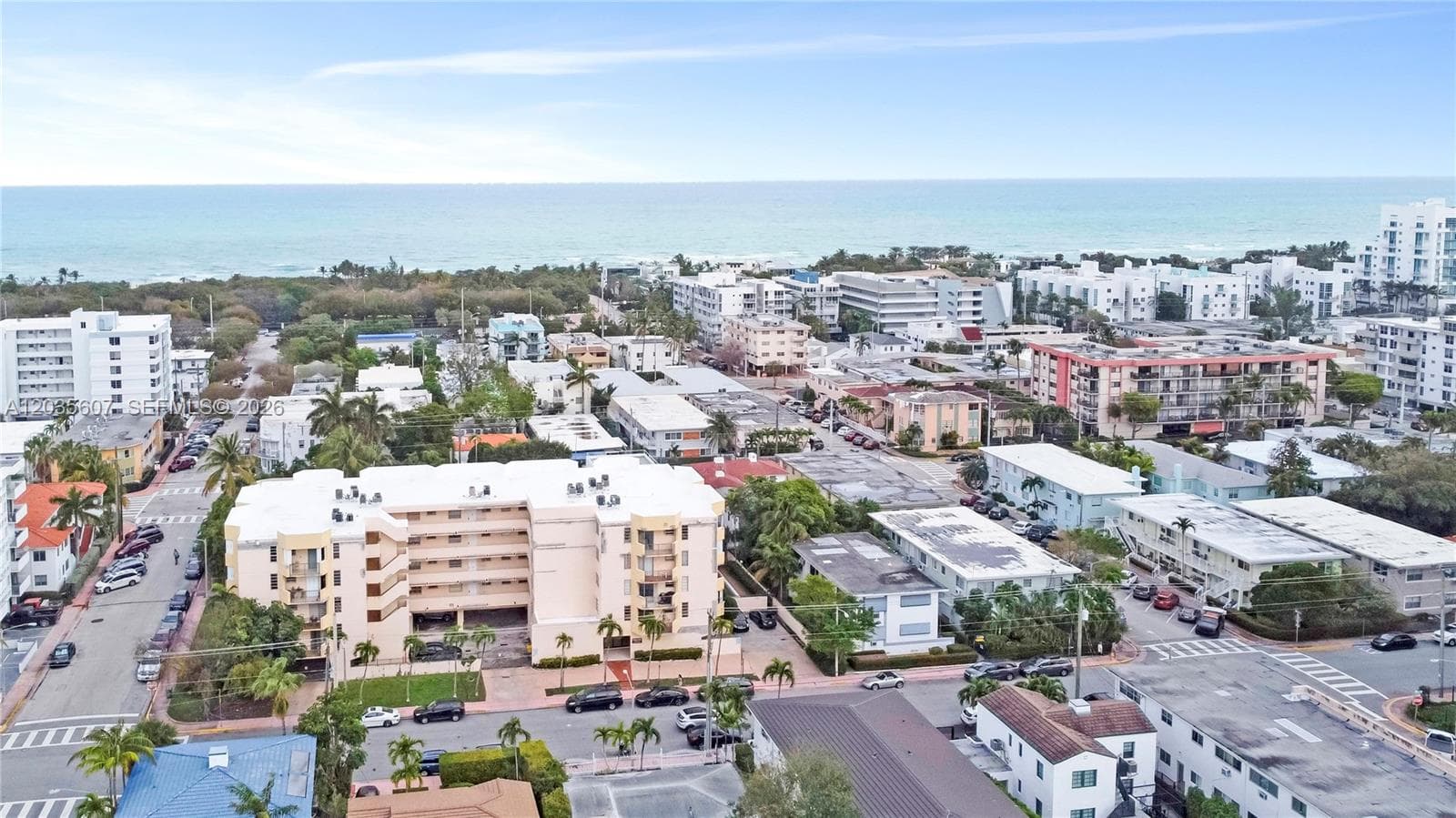 72 Carlyle Miami Beach Residences · #403 in Miami Beach - Photo 24
