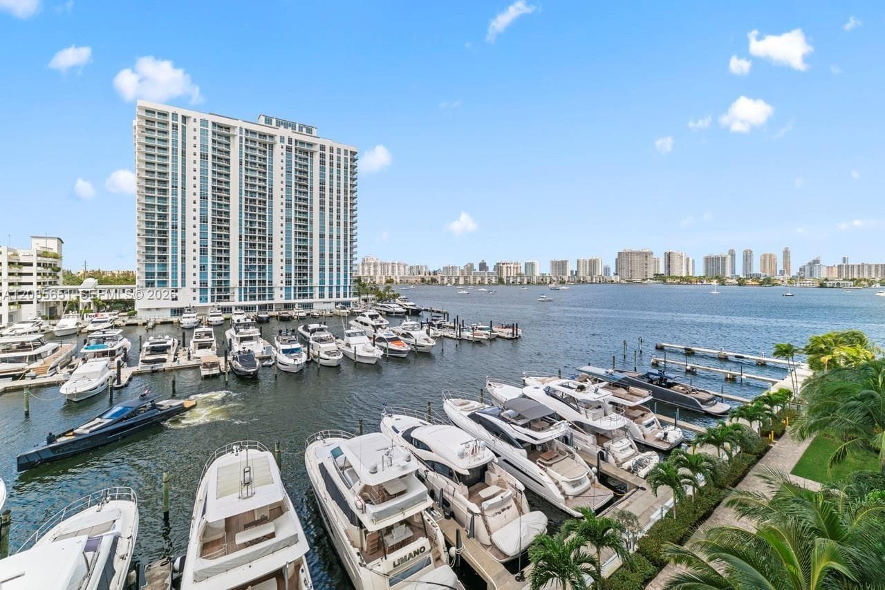 MARINA PALMS RESIDENCES S · #503 in North Miami Beach - Photo 13