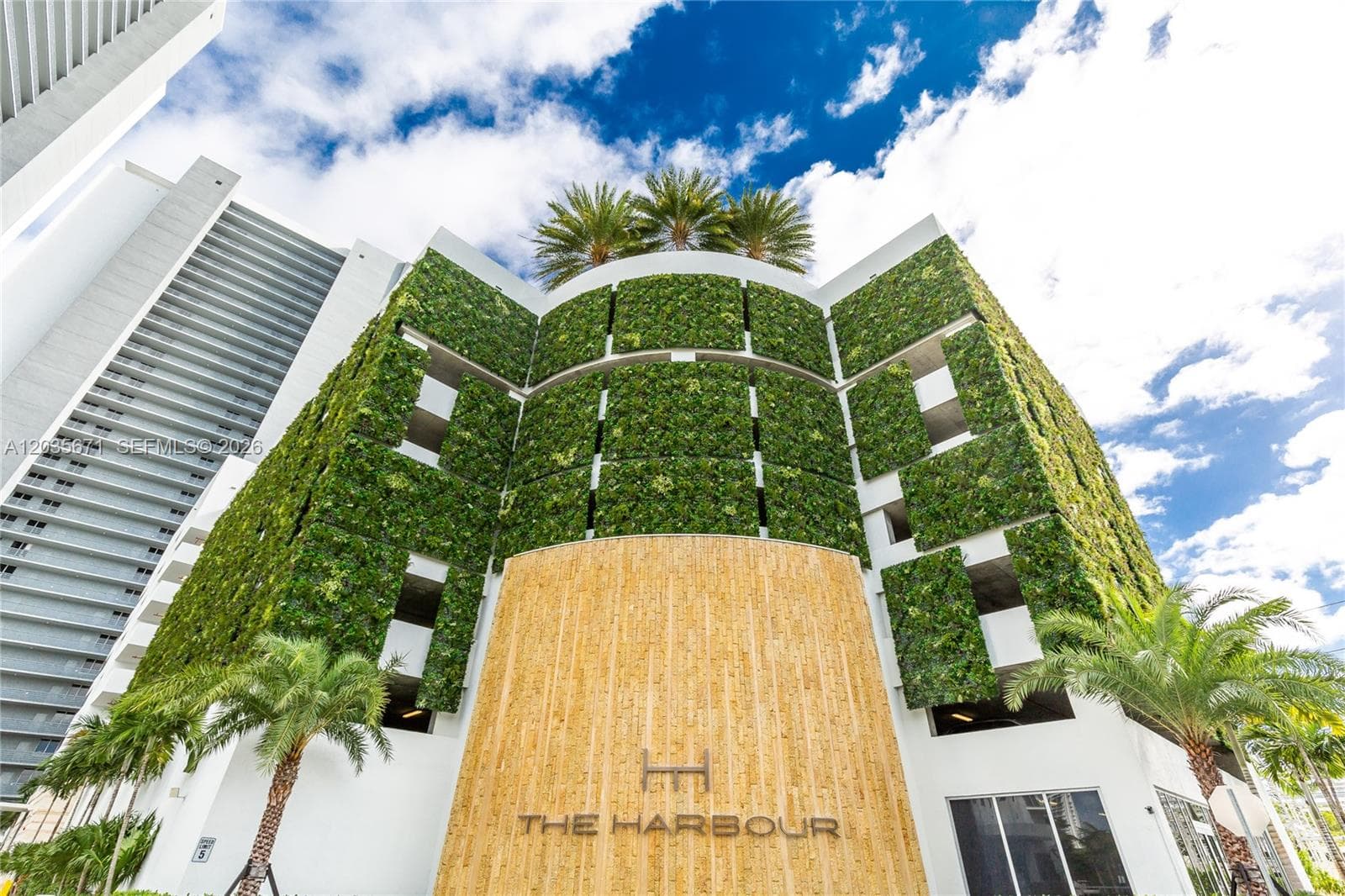 THE HARBOUR NORTH CONDO · #1805 in North Miami Beach - Photo 2