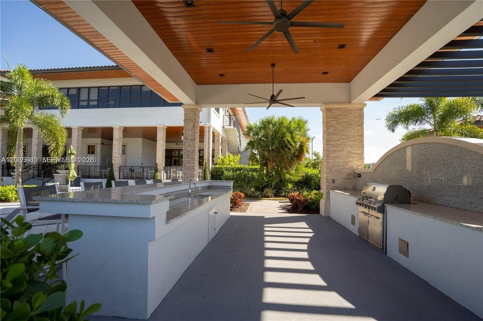 ST MAARTEN AT GRAND BAY · #212 in Doral - Photo 16
