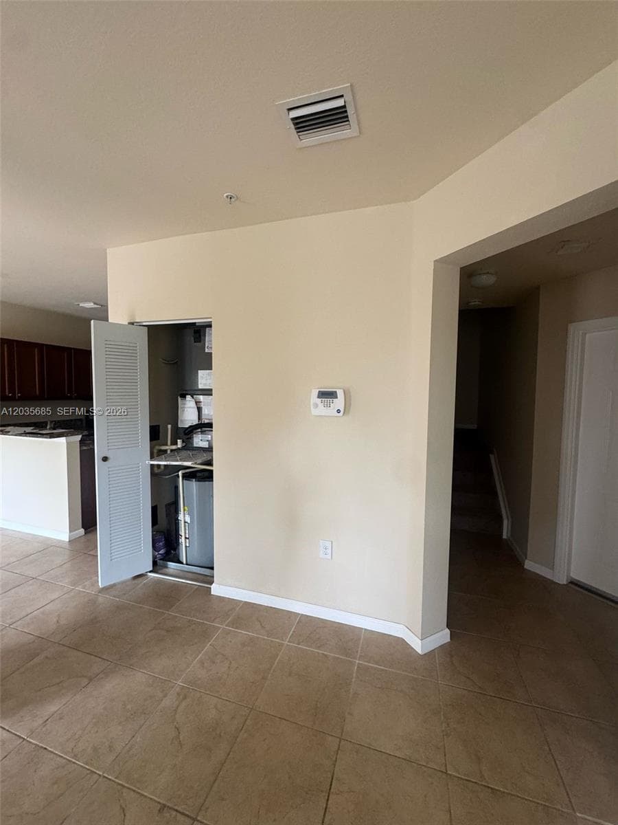 ST MAARTEN AT GRAND BAY · #212 in Doral - Photo 5