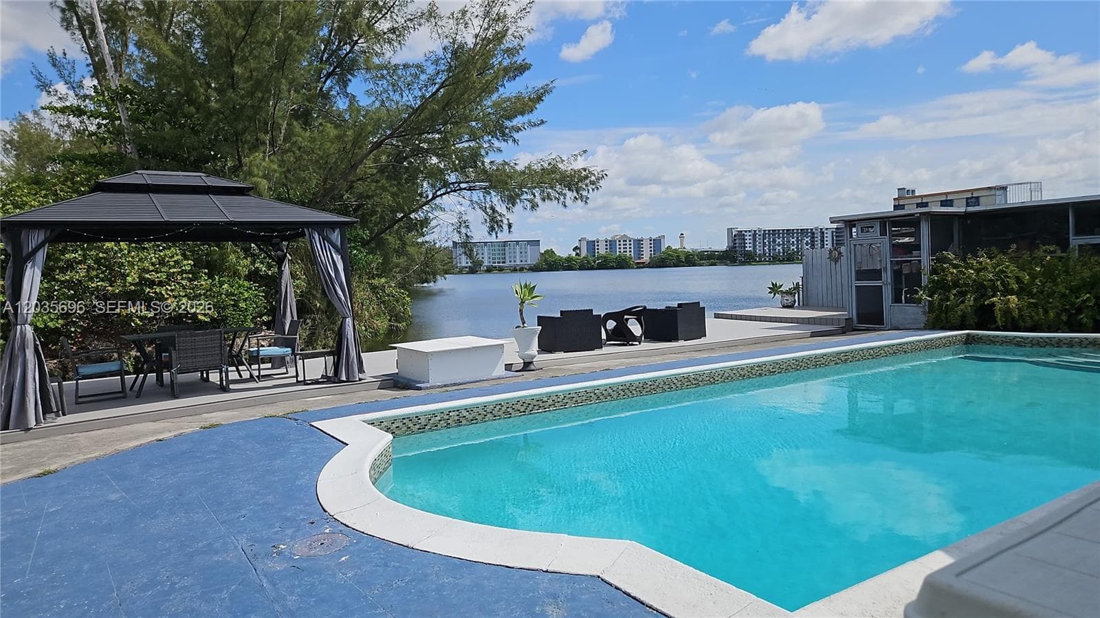 6895 Tamiami Canal Rd photo 9