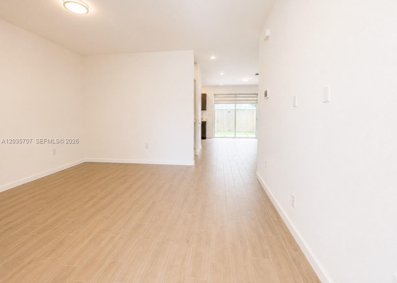 2459 SE 10th St #2459 photo 9