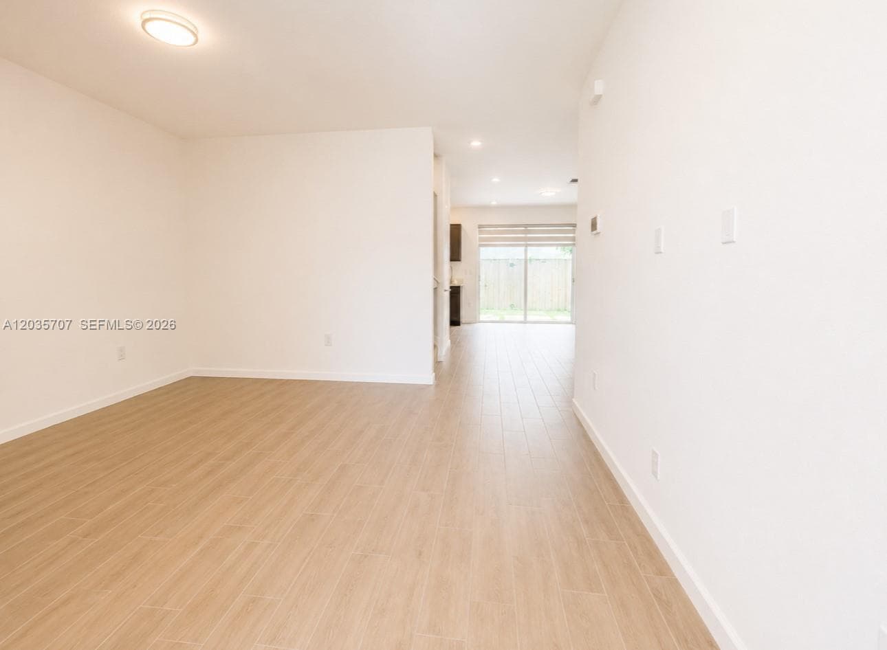 2459 SE 10th St #2459 photo 4