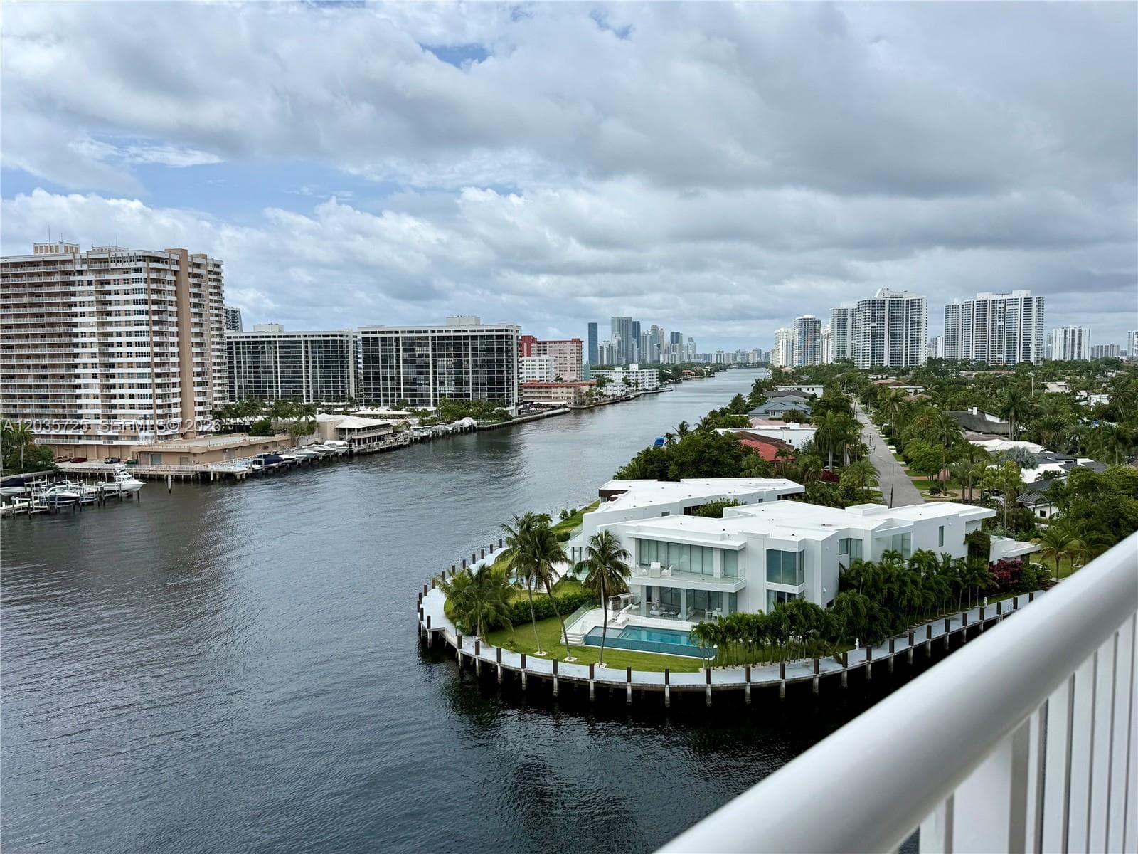 DORSEY ARMS CONDO · #904 in Hallandale Beach - Photo 13