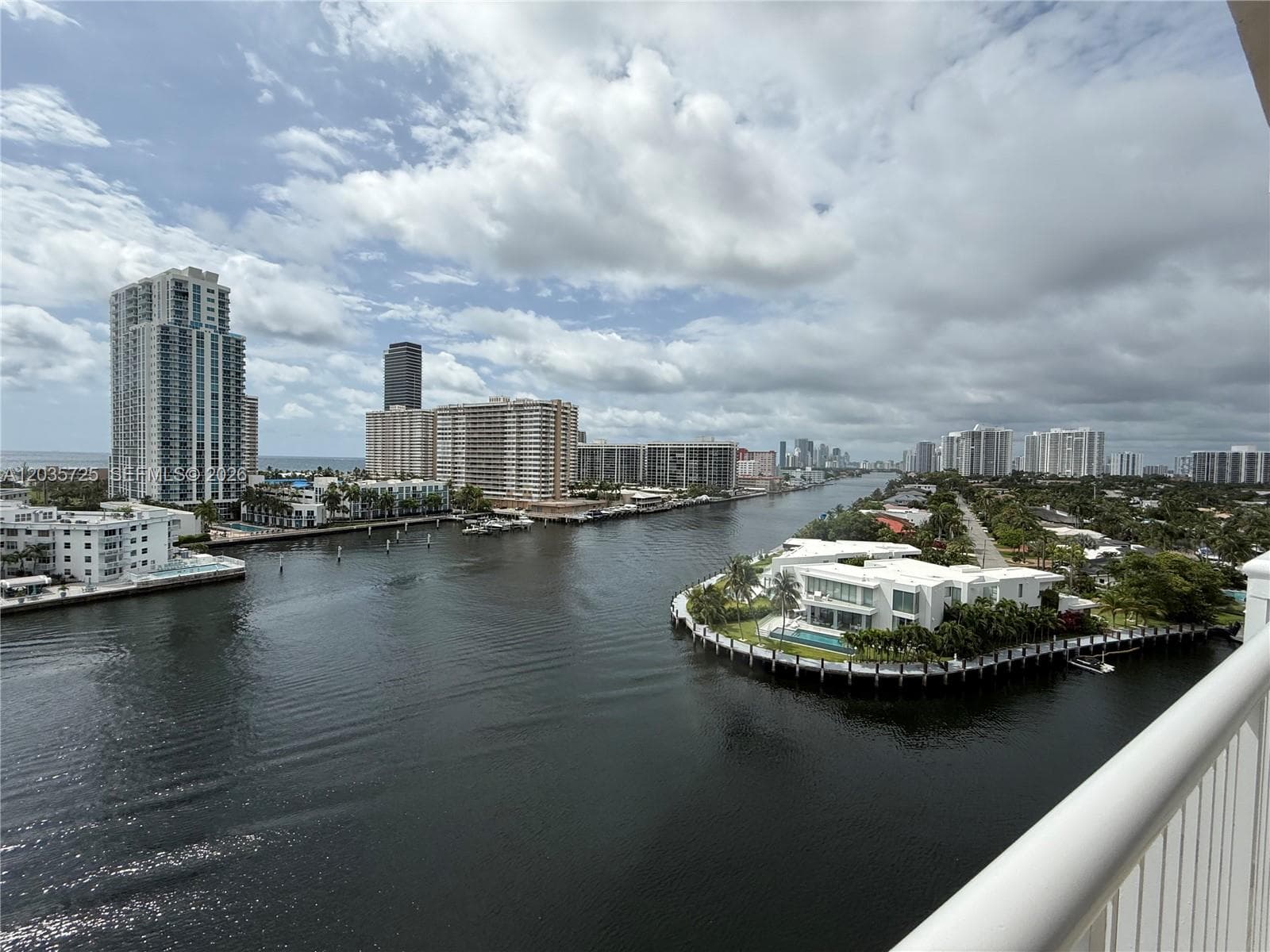 DORSEY ARMS CONDO · #904 in Hallandale Beach - Photo 18