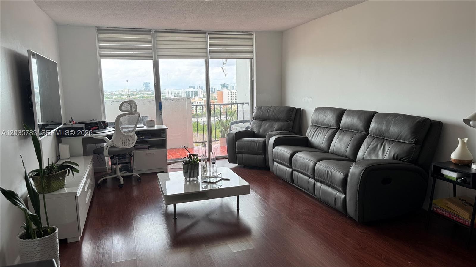 COMMODORE PLAZA · #1607 in Aventura - Photo 10