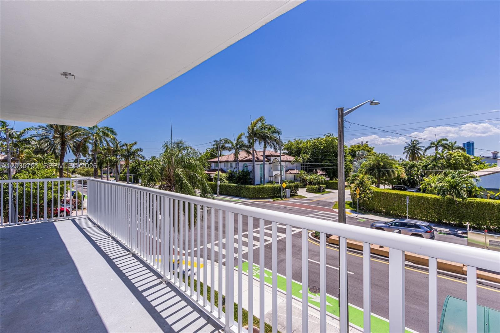 Sunshores · #309 in North Miami Beach - Photo 24