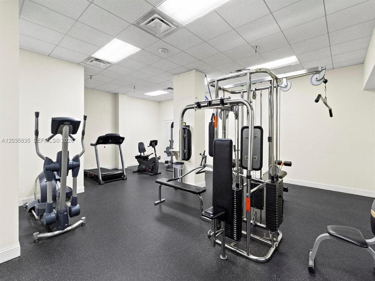 WINSTON TOWERS 700 CONDO · #414 in Sunny Isles Beach - Photo 30