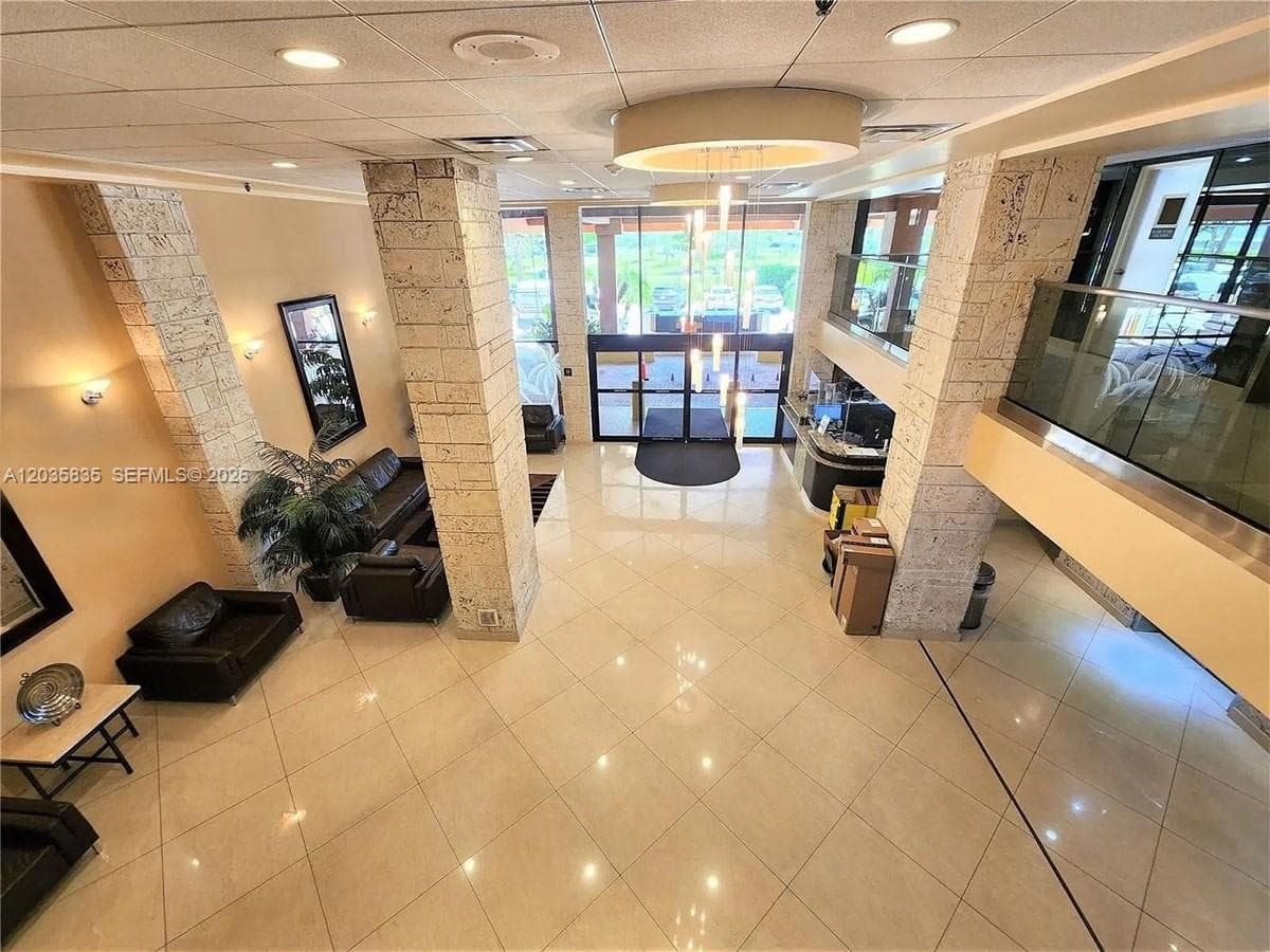 WINSTON TOWERS 700 CONDO · #414 in Sunny Isles Beach - Photo 8