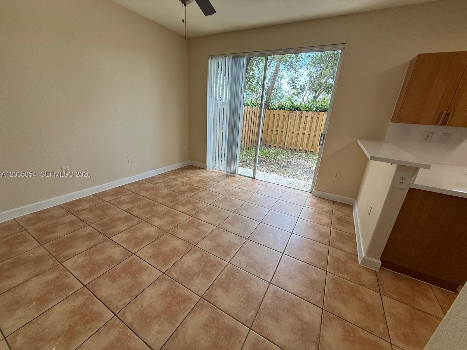 2462 SE 15th Ct photo 3