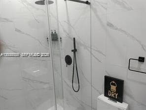 LUCKY STAR ESTATES · #B in Miami - Photo 7