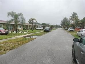 LUCKY STAR ESTATES · #B in Miami - Photo 9