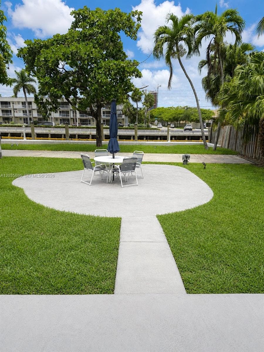 ENVOY NORTH CONDO · #110 in Hallandale Beach - Photo 7
