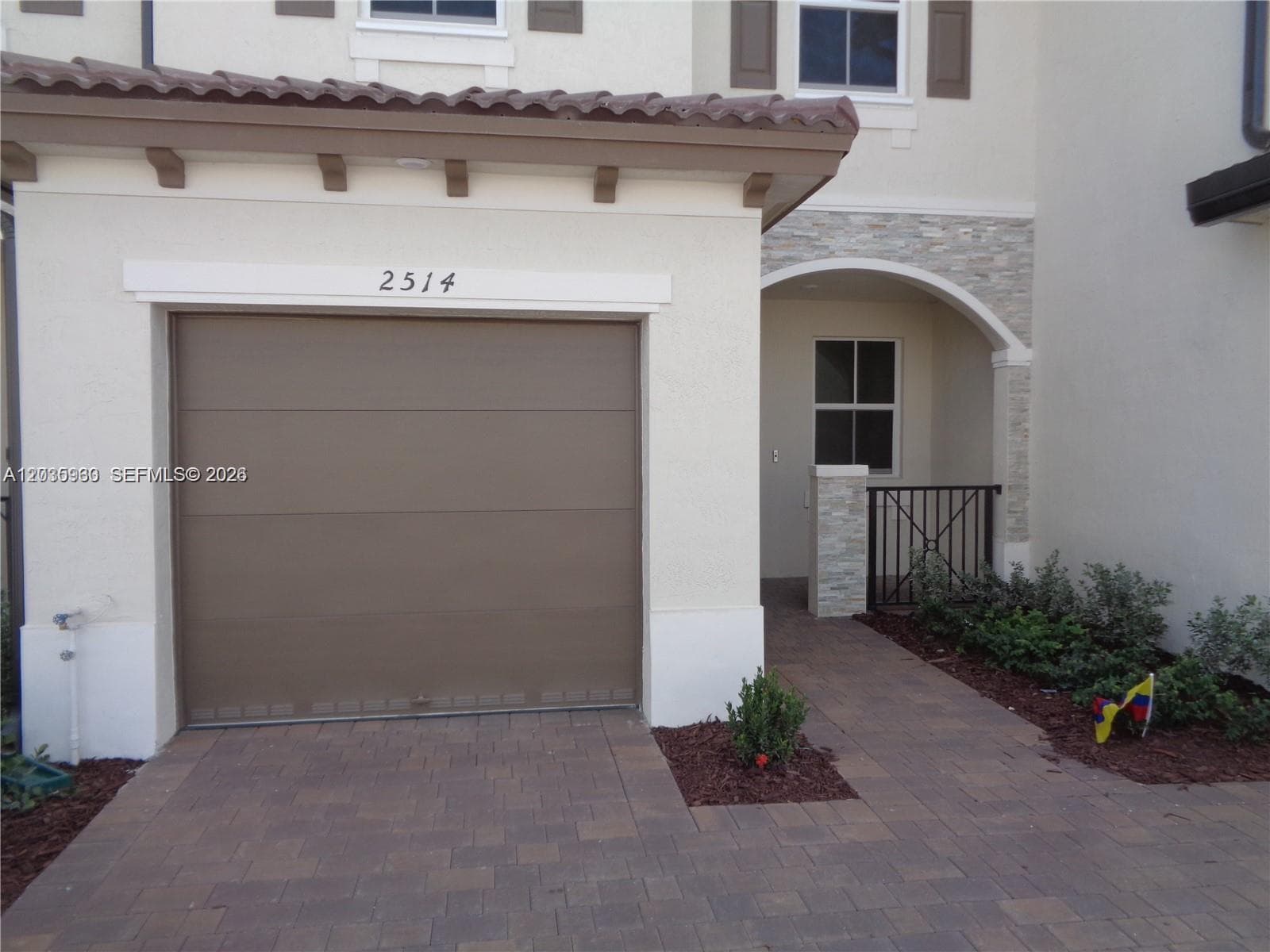 2514 SE 29th St #2514 photo 1