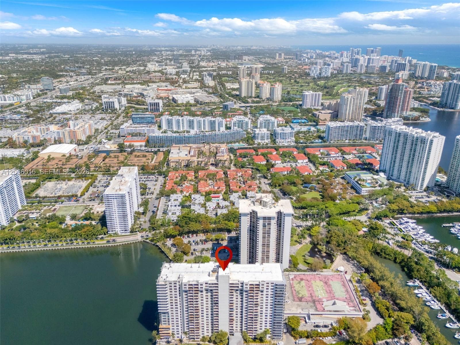 THE CLIPPER AT BISC COVE · #PH205 in Aventura - Photo 32