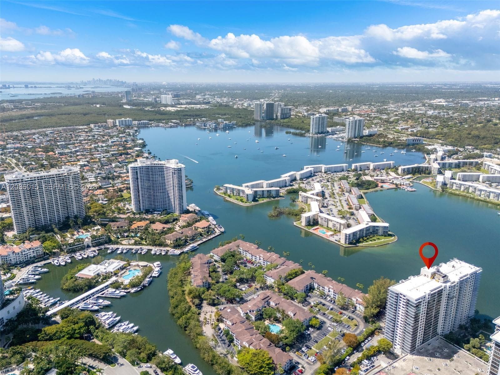THE CLIPPER AT BISC COVE · #PH205 in Aventura - Photo 30