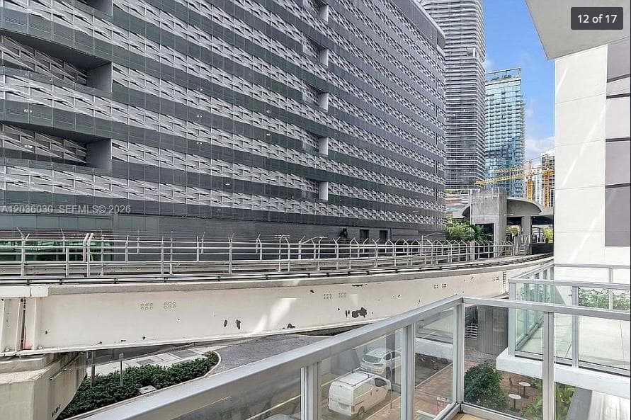 1050 BRICKELL CONDO · #208 in Miami - Photo 10
