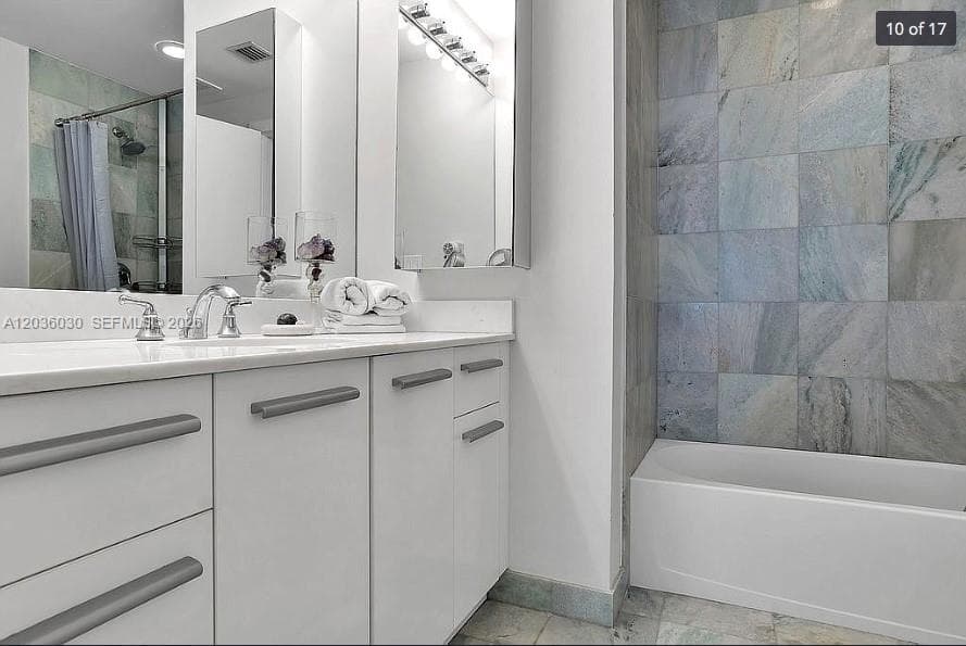 1050 BRICKELL CONDO · #208 in Miami - Photo 8