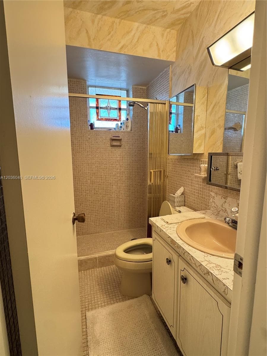 BISC LAKE GARDENS CONDO N · #C-213 in Aventura - Photo 8