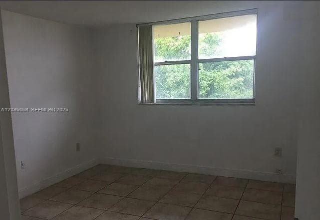 BAYVIEW PALMS CONDO · #506 in North Miami - Photo 4