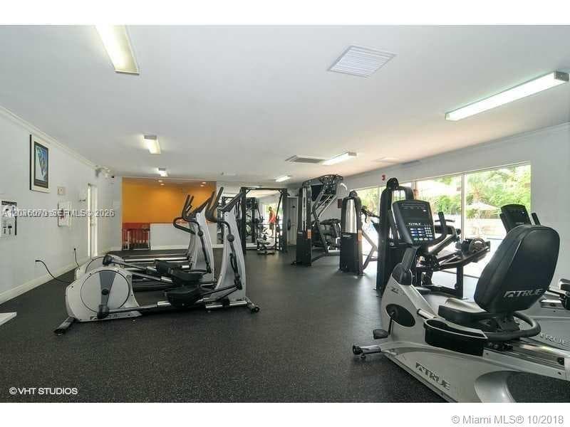 Bayview Palms Condo · #317 in North Miami - Photo 3