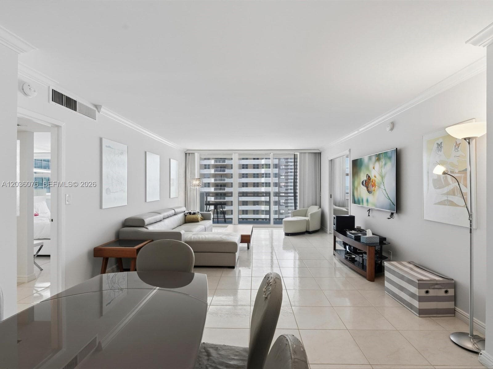 PARKER PLAZA · #1123 in Hallandale Beach - Photo 4