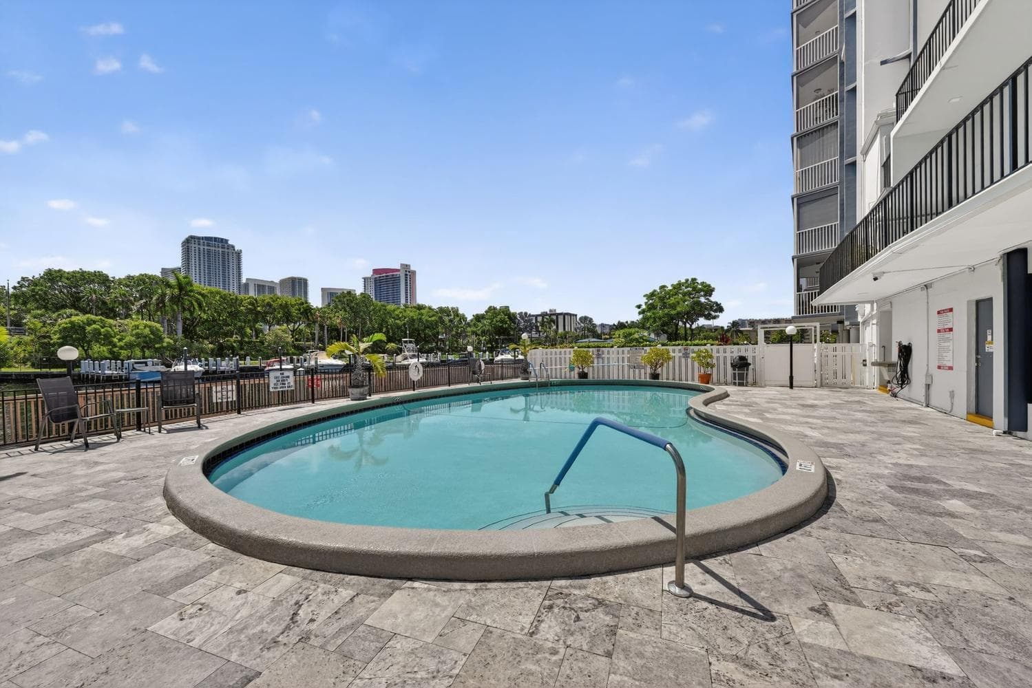 400 Diplomat Parkway-large-007-007-0007-