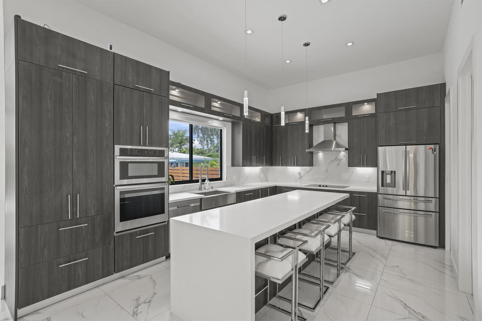2620 Southeast 6th St - 9.jpg-FULL