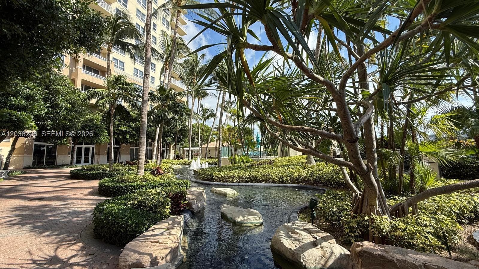 TURNBERRY ON THE GREEN CO · #1212 in Aventura - Photo 7