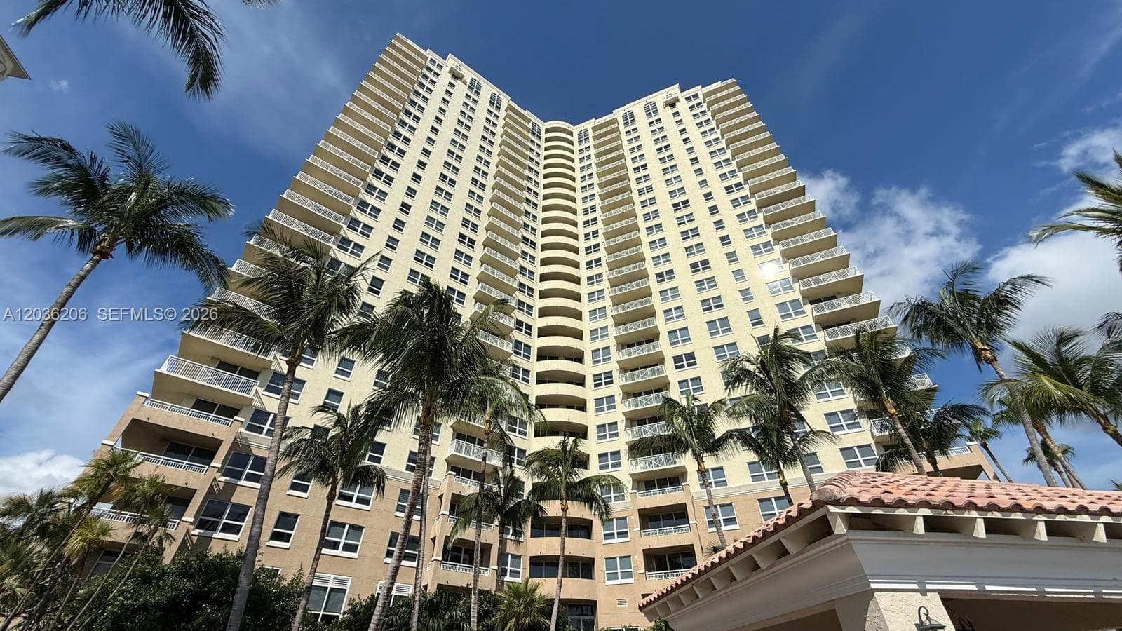 TURNBERRY ON THE GREEN CO · #1212 in Aventura - Photo 5