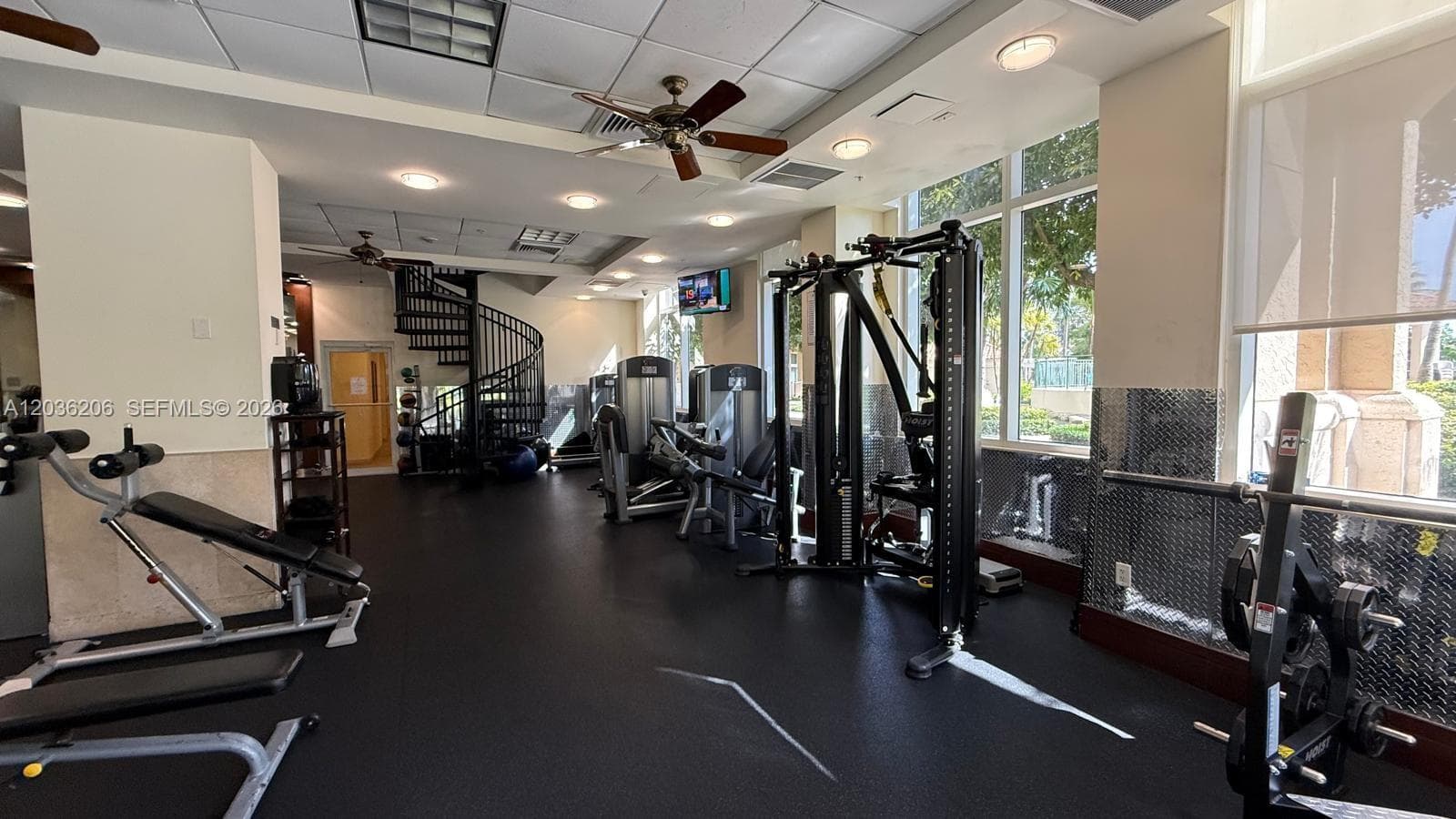 TURNBERRY ON THE GREEN CO · #1212 in Aventura - Photo 14