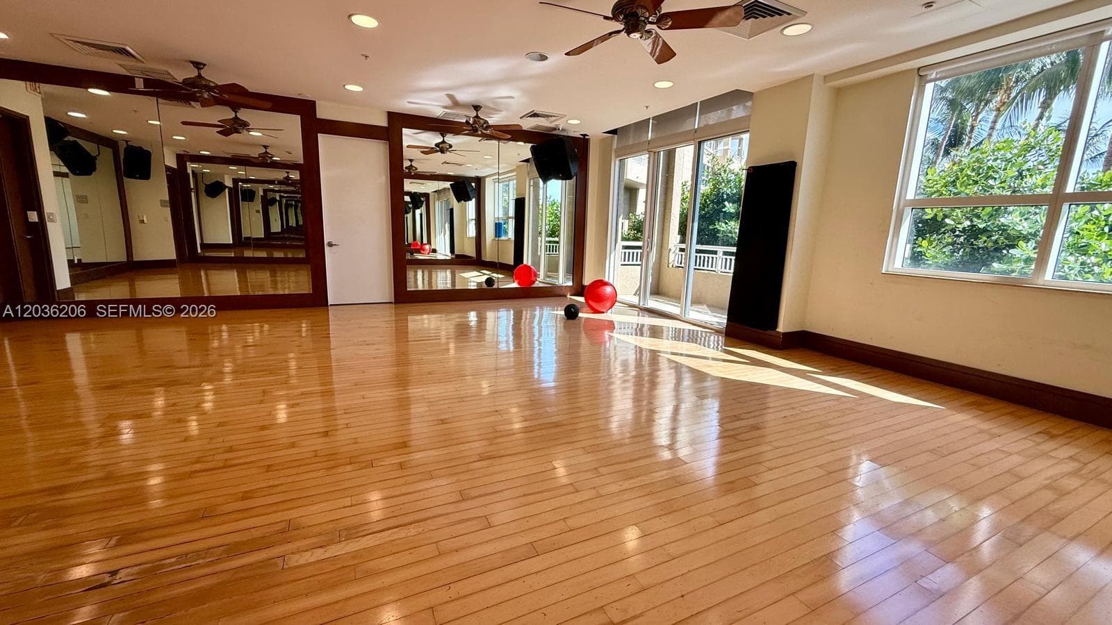 TURNBERRY ON THE GREEN CO · #1212 in Aventura - Photo 18