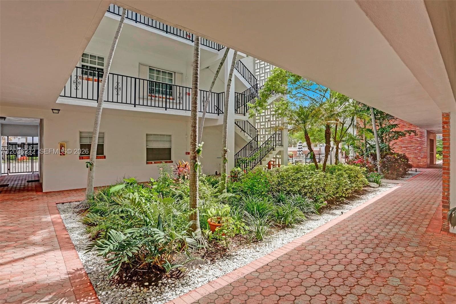COLONIAL MANOR EAST · #111 in Fort Lauderdale - Photo 19