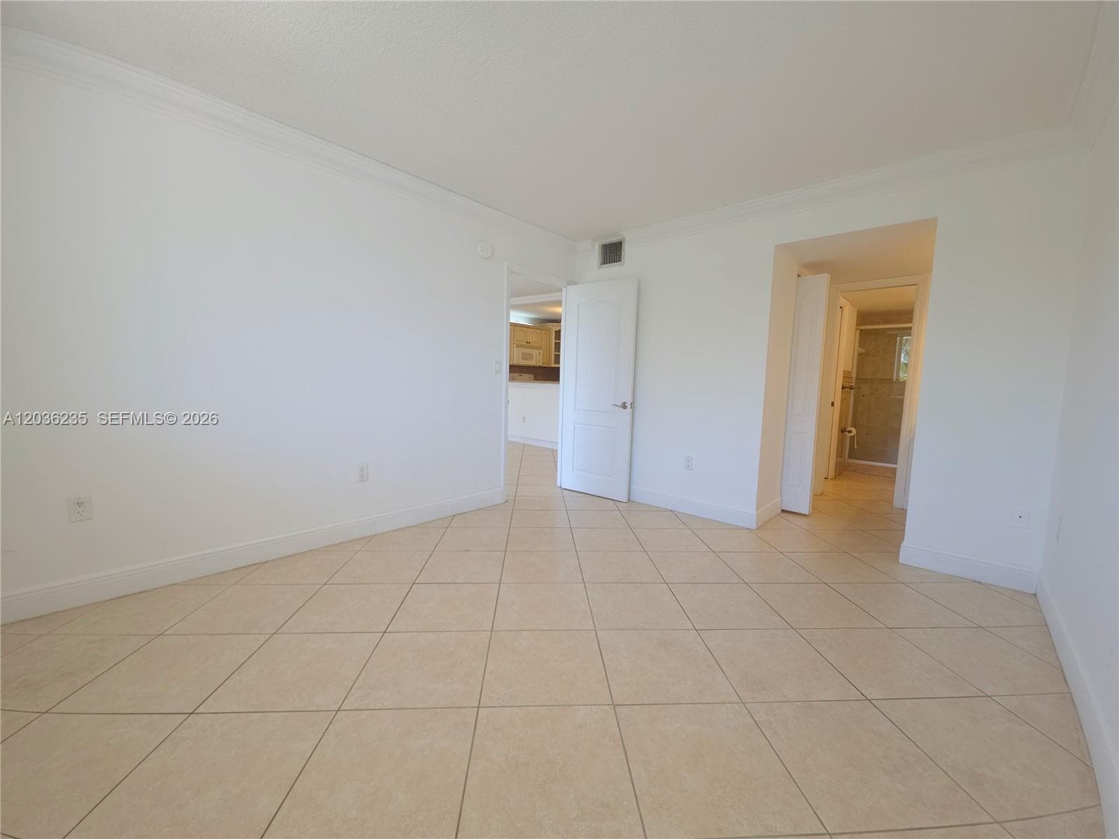THE PRESIDENTIAL CONDO · #304 in Miami Beach - Photo 11