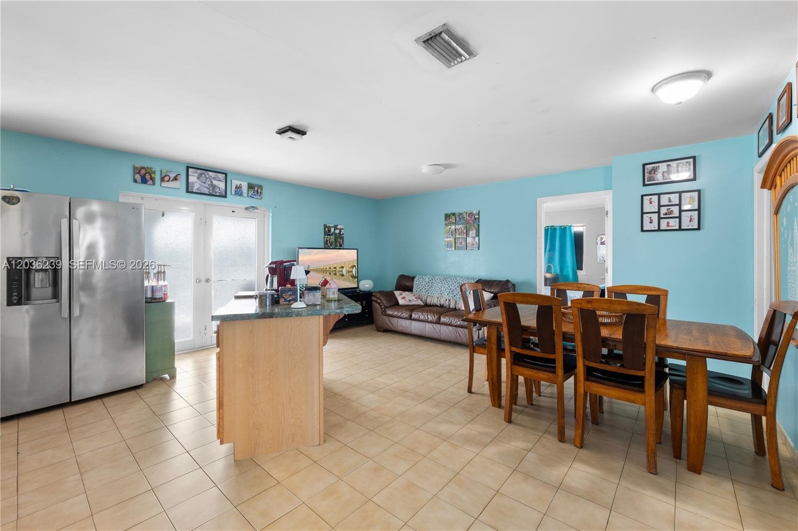 2100 Avenue H photo 21