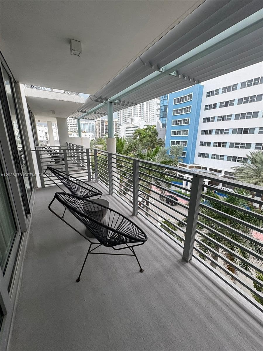 6080 COLLINS CONDO · #506 in Miami Beach - Photo 24