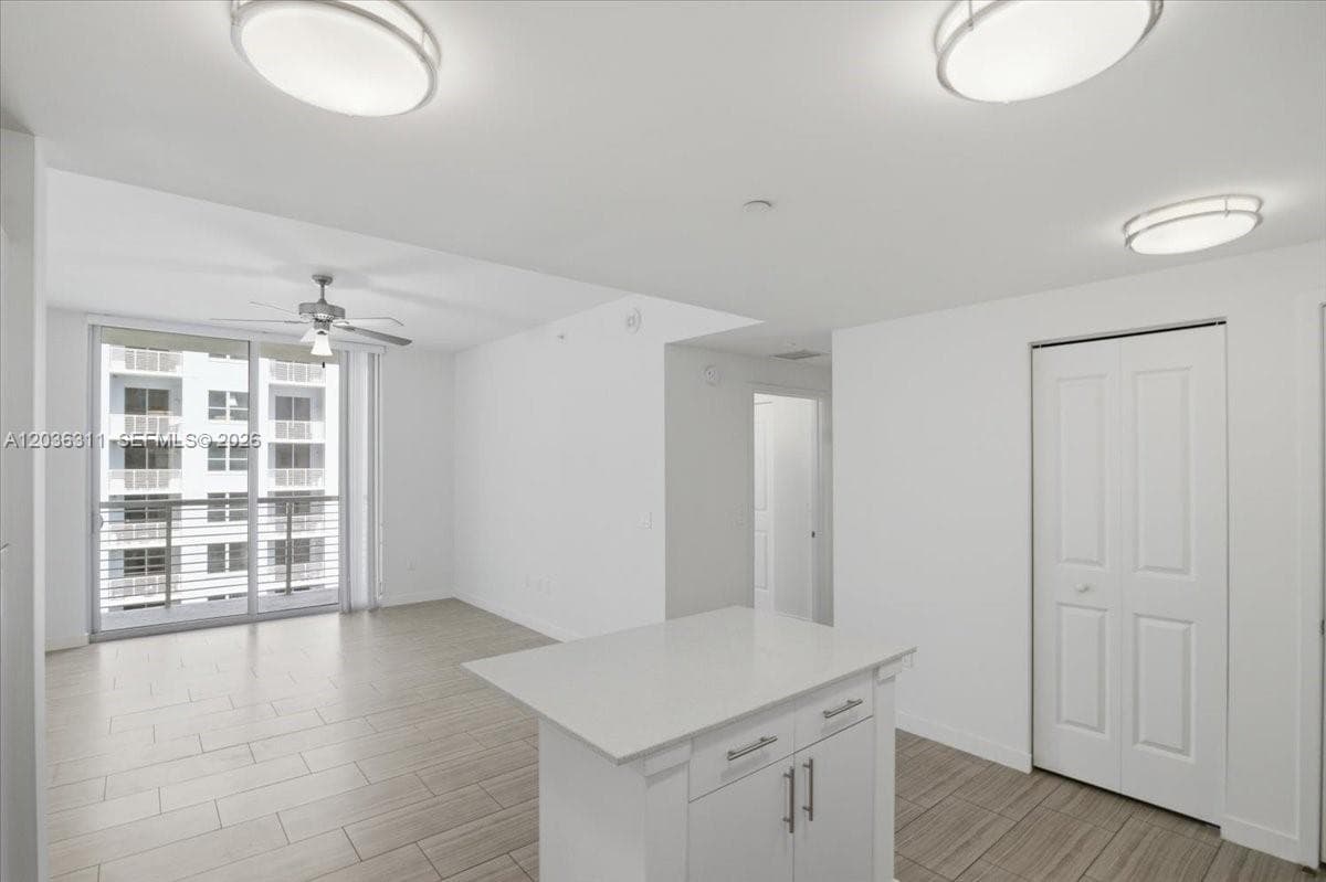 Circ Residences · #703 in Hollywood - Photo 10