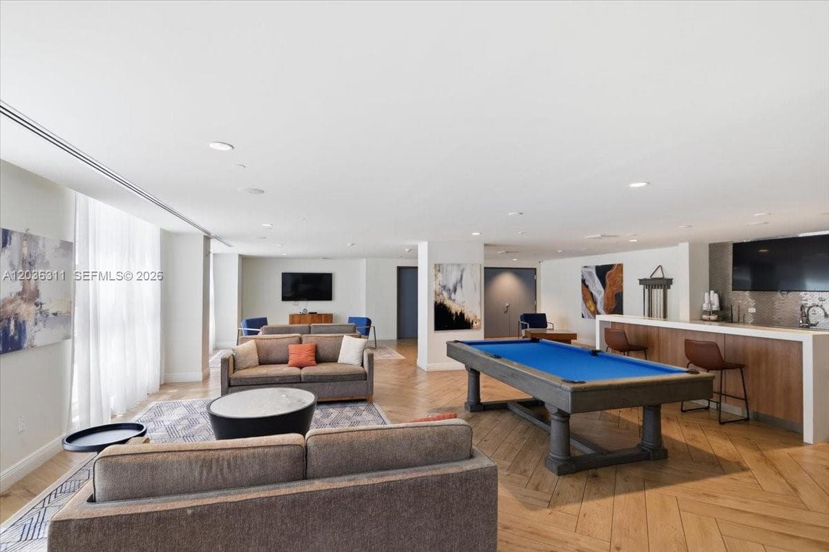 Circ Residences · #703 in Hollywood - Photo 33