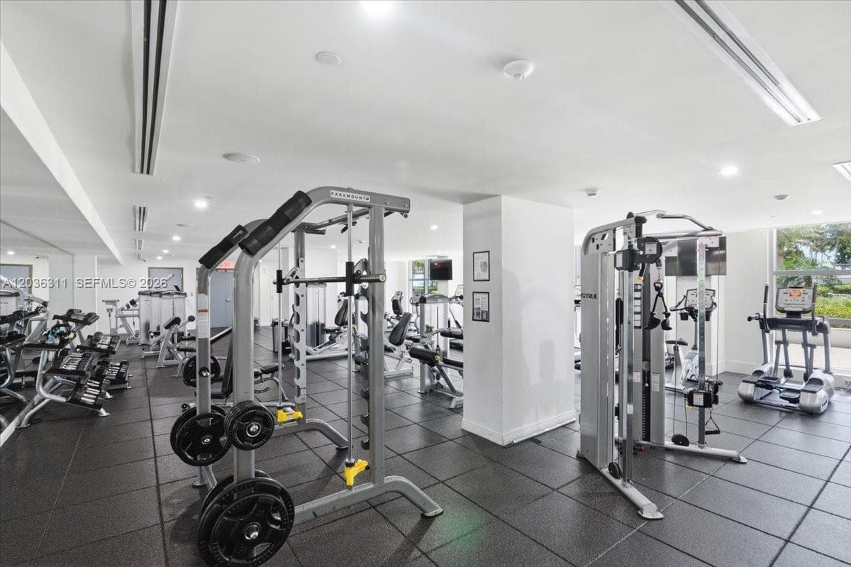 Circ Residences · #703 in Hollywood - Photo 55