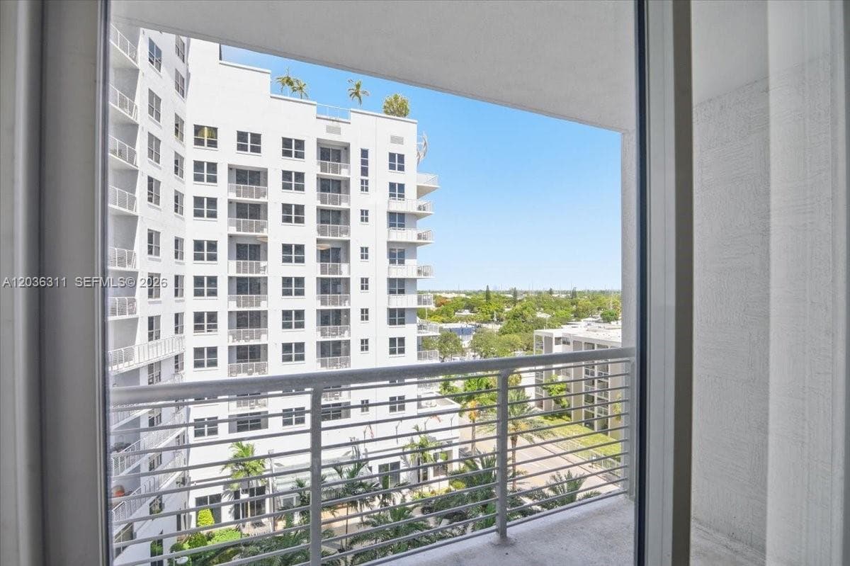 Circ Residences · #703 in Hollywood - Photo 15