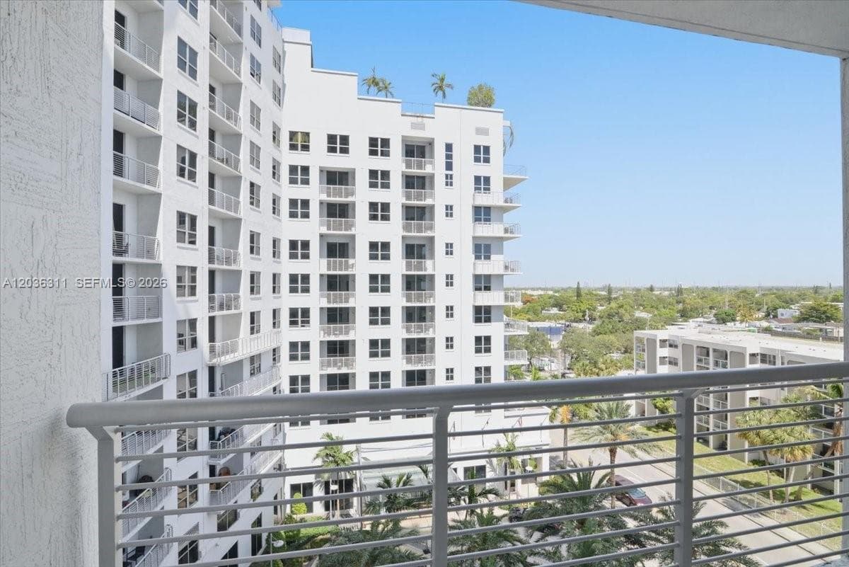 Circ Residences · #703 in Hollywood - Photo 19