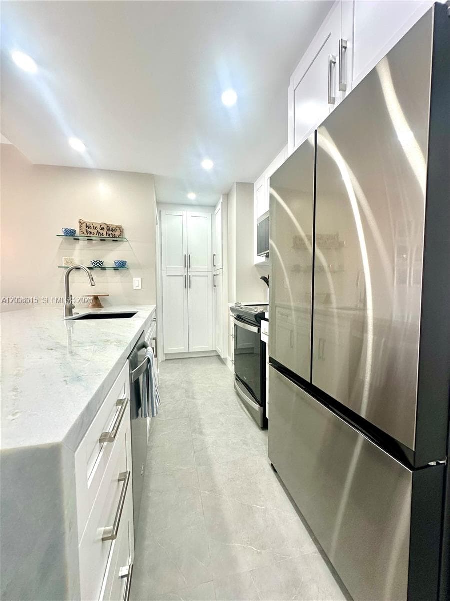 HEMISPHERES CONDO · #8D in Hallandale Beach - Photo 12