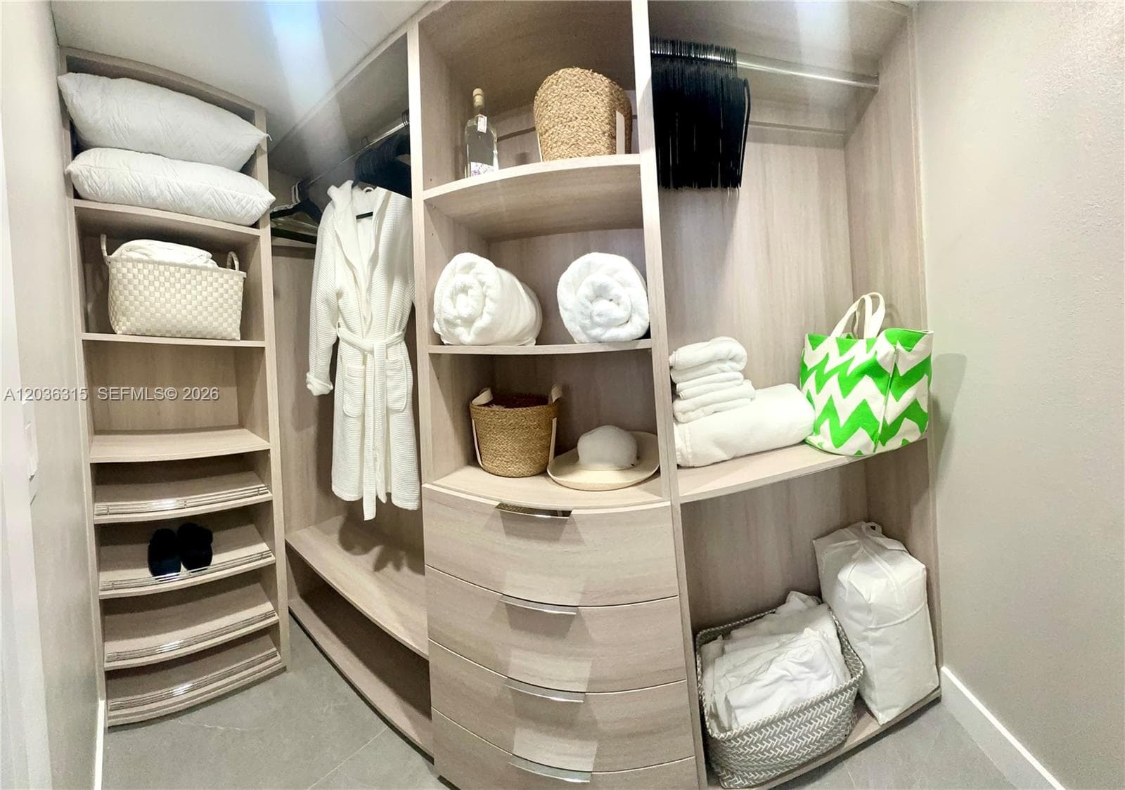 HEMISPHERES CONDO · #8D in Hallandale Beach - Photo 31