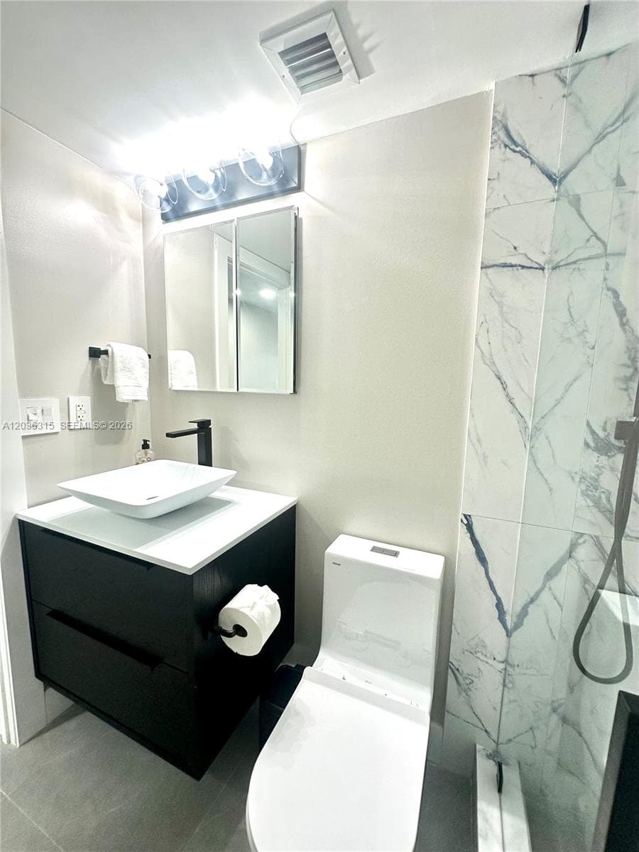 HEMISPHERES CONDO · #8D in Hallandale Beach - Photo 29