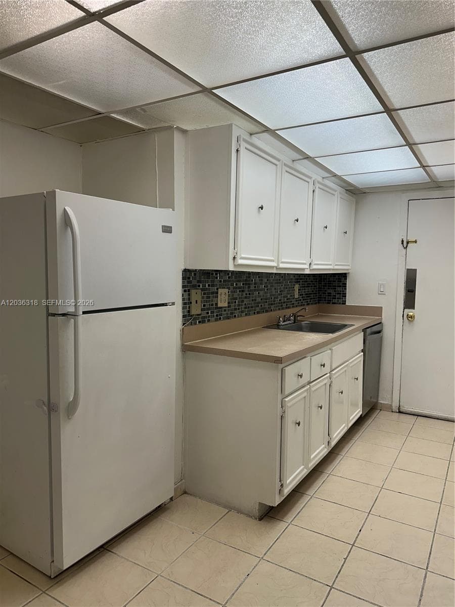 VENETIAN GARDENS · #B201 in Hialeah - Photo 2